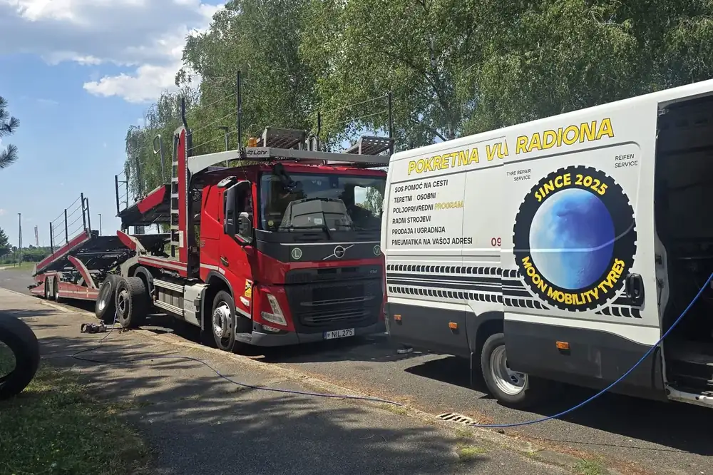 Servis guma na autotransporteru uz pokretnu vulkanizersku radionu